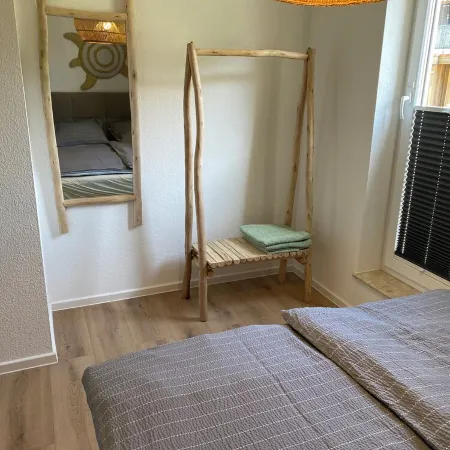 Newly renovated and cozy apartment. Pet friendly!