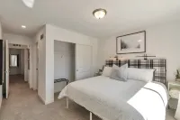 Charming 3-bedroom, 4 Bath Townhome in Arvada, CO