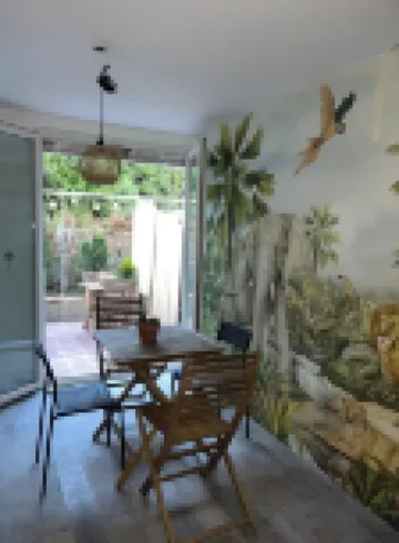 House + terrace in chic jungle setting on a charming peninsula Hotels in Saint-Mandrier-sur-Mer