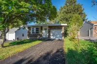 Modern + Clean Mid Century Ranch