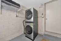 Beautiful 3Br/2Ba House w/Heated Pool