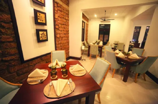 Mount Surf apartments Отели рядом со станцией Mount Lavinia Railway Station