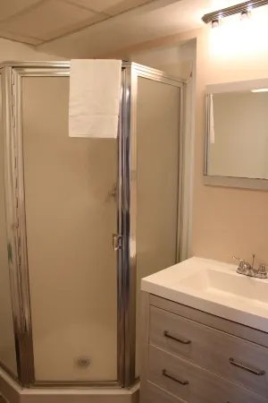 Lofts for weekly rentals! 2 miles from historic downtown.