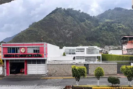 Amplio apartamento familiar en el centro de Baños incluye garaje. Отели рядом с достопримечательностью «Prana Spa»