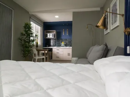 Wuer Expiatorio Отели рядом с достопримечательностью «Expiatory Sanctuary of the Sacred Heart of Jesus»