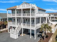 Spacious 5 bedroom 5 bath House with pool and direct access to the beach. - 4-Star