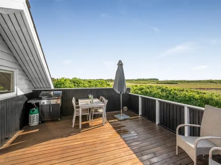 "Angelie" - 400m from the sea