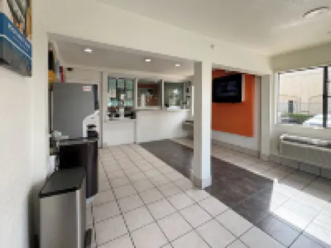 Studio 6 Bellflower, CA - Los Angeles Hotels in Bellflower