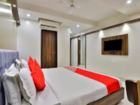 Hotel Comfort Hotels in Bharuch