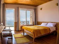 Kasar Rainbow Yoga Retreat Hoteles en Distrito de Almora