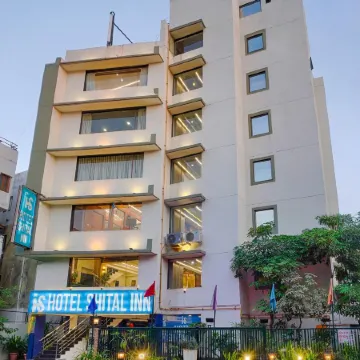 Hotel Shital Inn Отели рядом с достопримечательностью «Торговый центр Alpha One»
