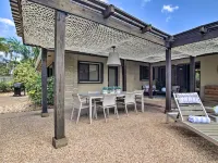 2 Mi to Beach! Oakland Park Home w/ Outdoor Oasis Hotels in Oakland Park