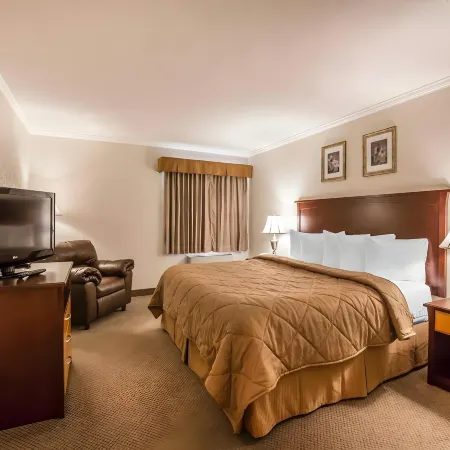 Quality Inn & Conference Centre