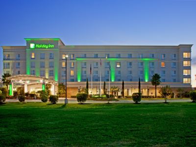 Holiday Inn & Suites COLLEGE STATION-AGGIELAND by IHG