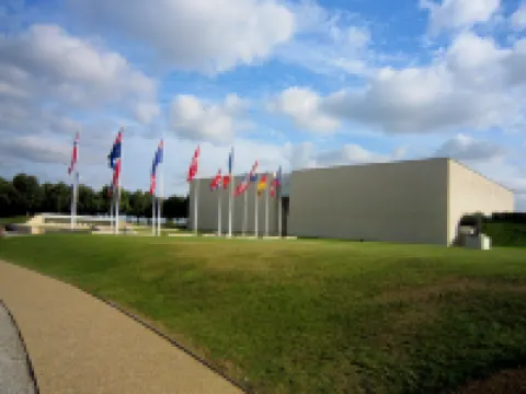 Modern Bayeux Hideaway