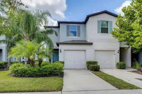 4 Mi to Brandon Exchange: Resort-style Townhome!