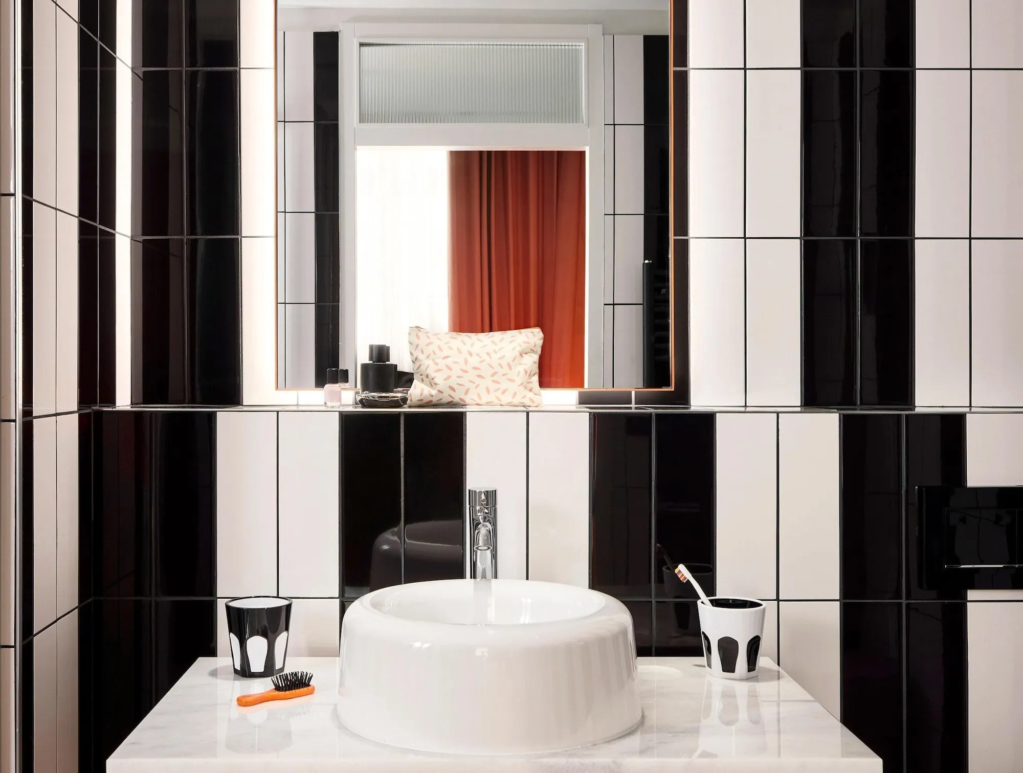 Mama Shelter Rennes Rum Photos