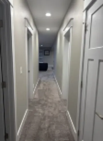 Convenient functional quiet 5 bedroom 3 bath home in Clive.