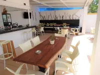 Oasis Beach Club - Parvekkeita