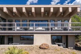 Lavishly Remodeled House With Spectacular Views