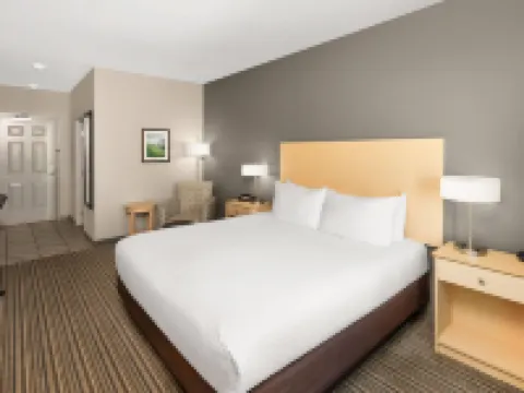 StoneHill Norman, Trademark Collection by Wyndham Hotels in Norman