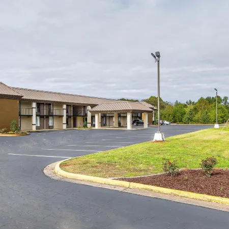 Quality Inn Forest City