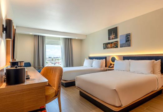 토레온 호텔 라운지 전경