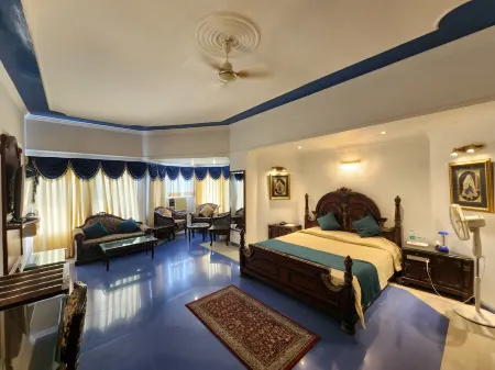 Yadavindra Gardens Pinjore Отели рядом с достопримечательностью «Yadvinder Garden»