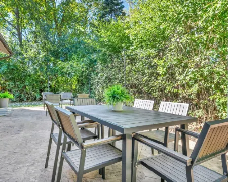 Game Room.Grill.Patio - Spacious 5Br Getaway! Ξενοδοχεία στην πόλη Berea