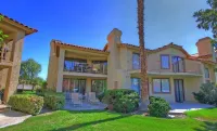 Magical Views, 50ft to Waterfalls, Few Steps to Pool -Pets ok,Wifi,Permit 062281