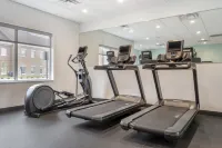 Tru โดย Hilton Lexington Hamburg - ที่มีฟิตเนส