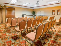 Holiday Inn Express & Suites BLOOMINGTON by IHG Hotels in Bloomington