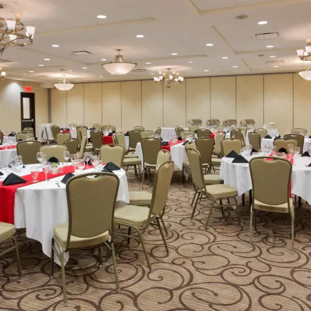 Holiday Inn & Suites RED DEER SOUTH by IHG