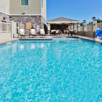 Candlewood Suites CORPUS CHRISTI-NAVAL BASE AREA by IHG Отели рядом с достопримечательностью «Пирс Боба Холла»