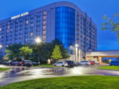 エンバシー スイーツ バイヒルトン ミネアポリス エアポート ブルーミントンのホテル