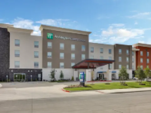 Holiday Inn Express & Suites PLANO - THE COLONY by IHG Hotels in The Colony
