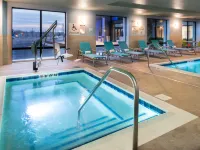 Holiday Inn Express & Suites ROMEOVILLE - JOLIET NORTH by IHG ウィルのホテル