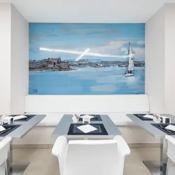 Eurostars Blue Coruña Отели рядом с достопримечательностью «Пляж Риасор»
