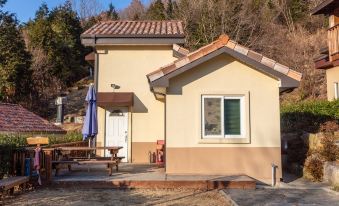 Hwasun Byeolsan Pension