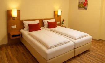 Hotel-Restaurant Zum Kirschbaum