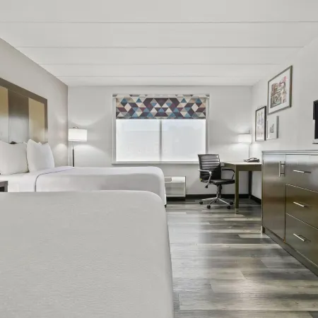 La Quinta Inn & Suites by Wyndham Sturbridge
