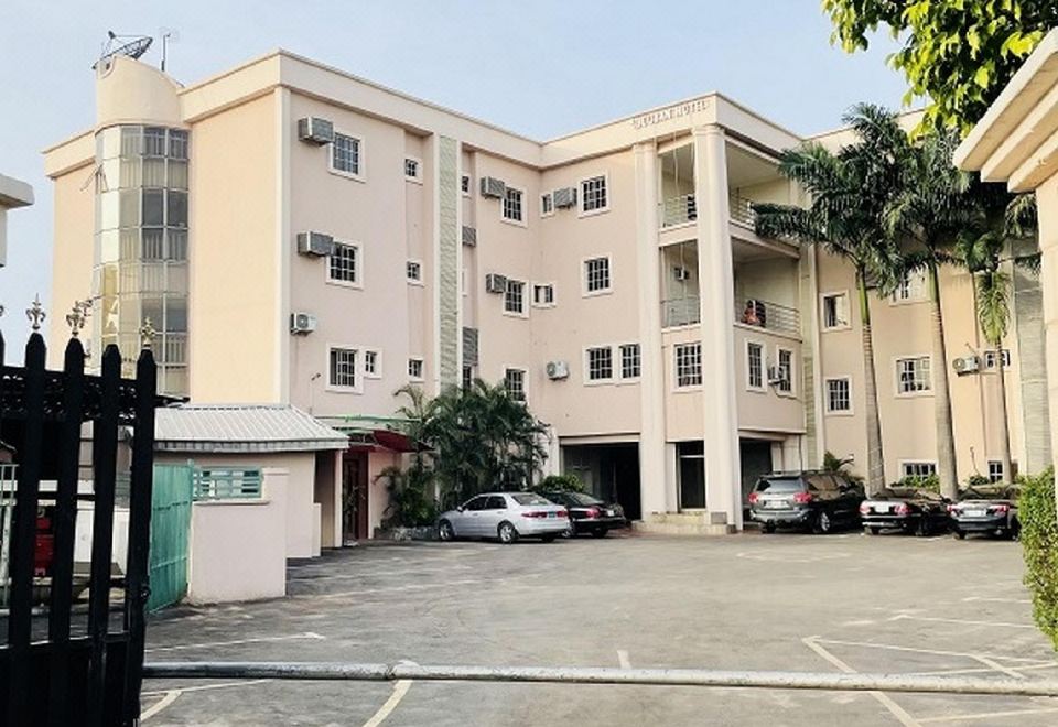 hotel overview picture