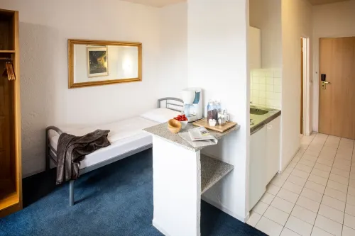 Elan Hotel - Parking