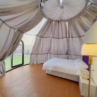 선셋 데저트 사파리, 글램핑 포함 앨 아위어 호텔