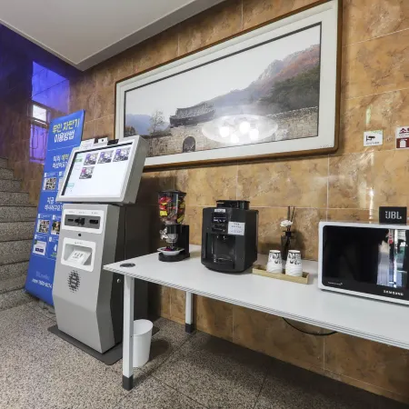Mungyeong Hotel W