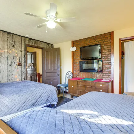 5 Mi to the Jumonville Cross: Home w/ Fenced Yard