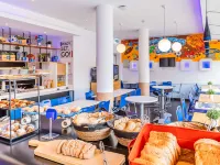Hotel Ibis Budget Porto Gaia - breakfast