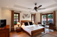 FREE €650 Daily Lux Pack - 6/7 Bed Villa, 20m Pool - balcony