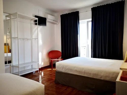 Bulldog Inn - Duna Parque Group
