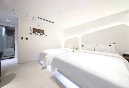 브라운도트 인덕원 객실